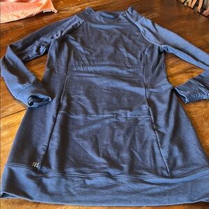 Title Nine Blue Long Sleeve Athletic Top